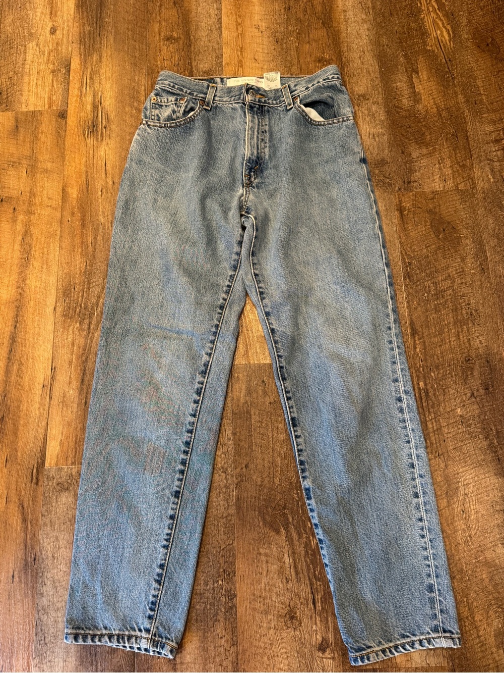 Women’s vintage Levi’s 26 Classic Light Blue Jeans